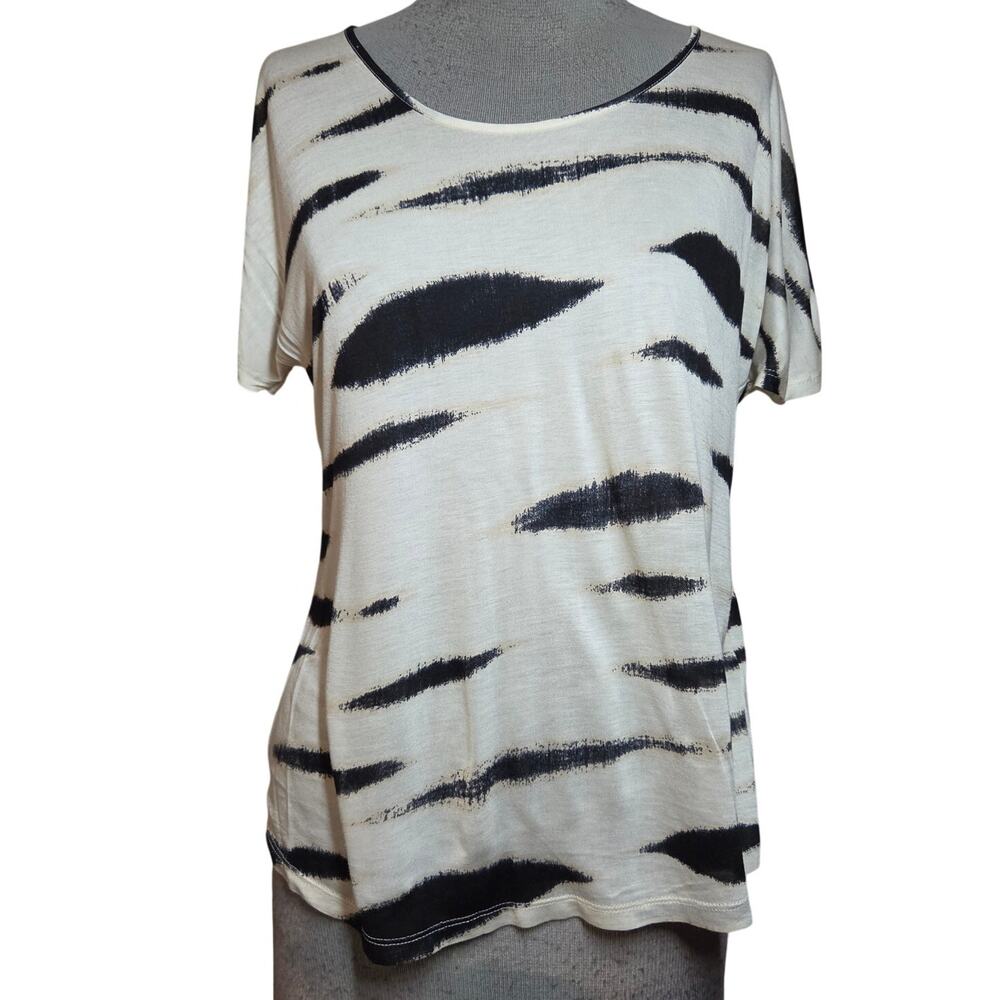 Animal Print Short Sleeve Top Size Small